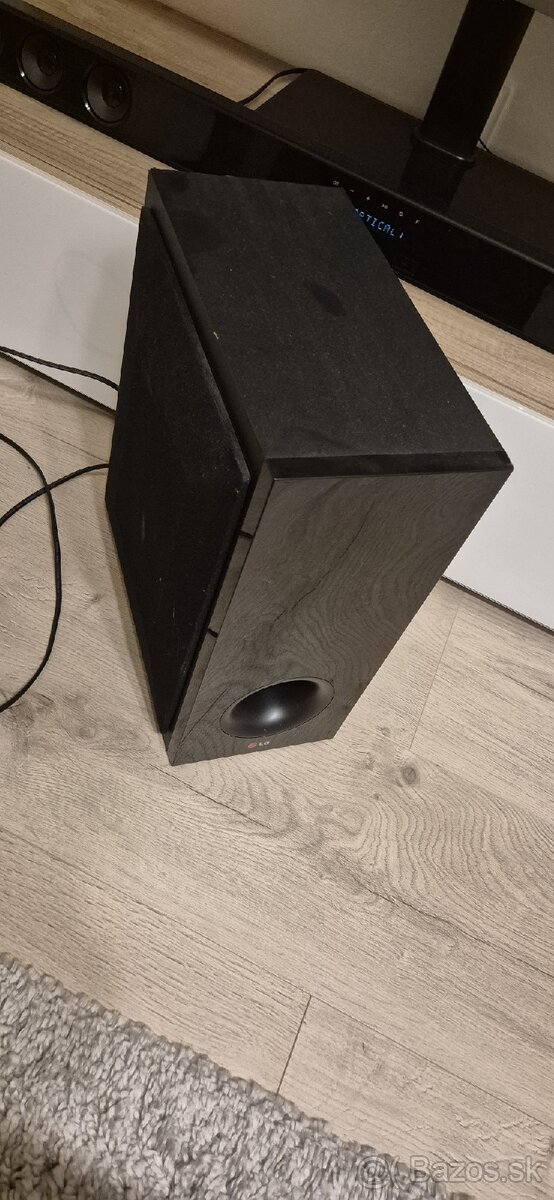 LG soundbar - 2