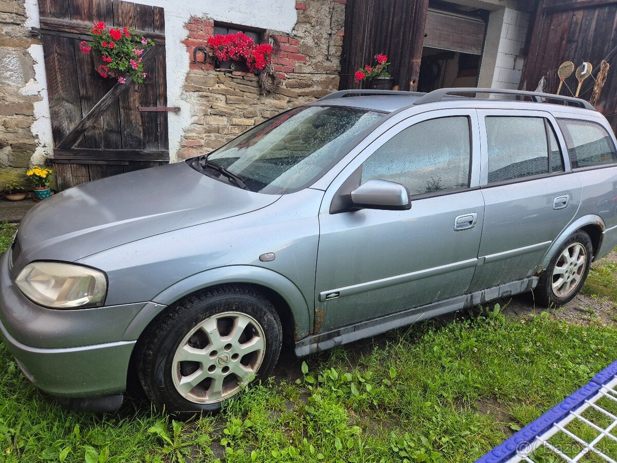 Opel astra. - 2