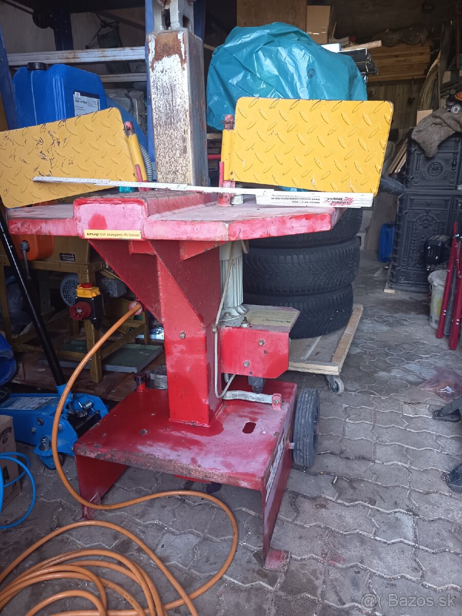 Hydraulická štiepačka 8ton - 2