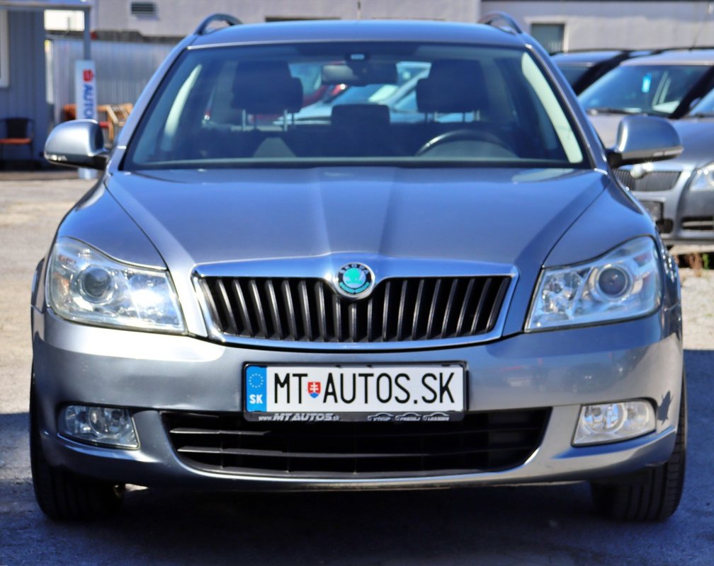 Škoda Octavia 1.6 TDi Ambition - 2