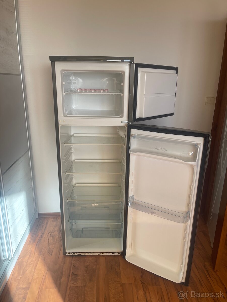 Predam chladničku s mrazničkou Electrolux - 2