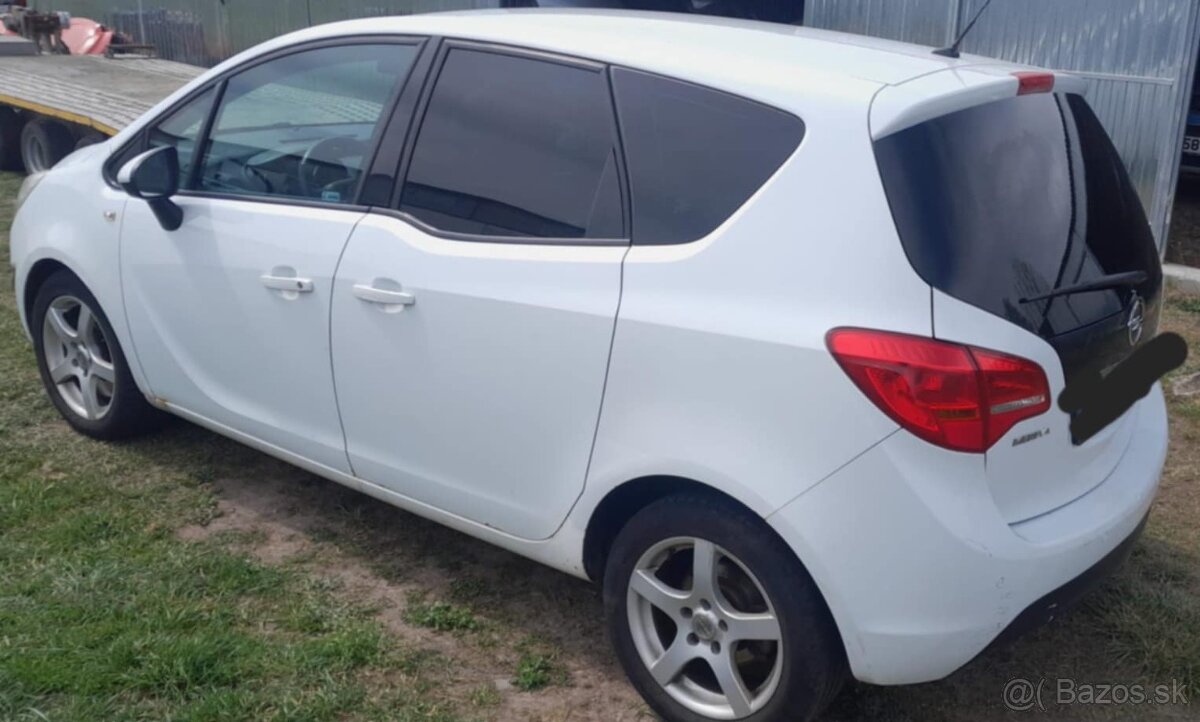 Rozpredám opel meriva B 1.7 cdti 81kw 2011 - 2