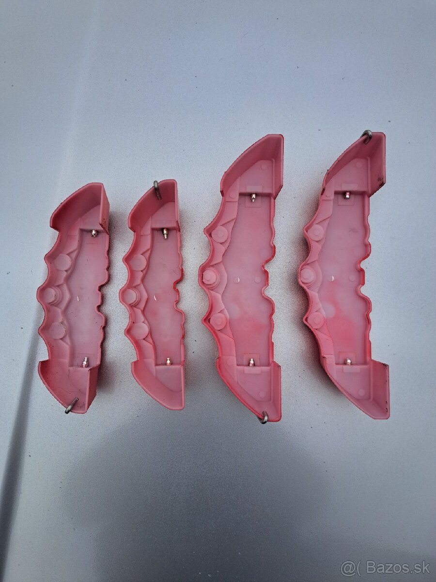 Krytky brzdových strmeňov - 2