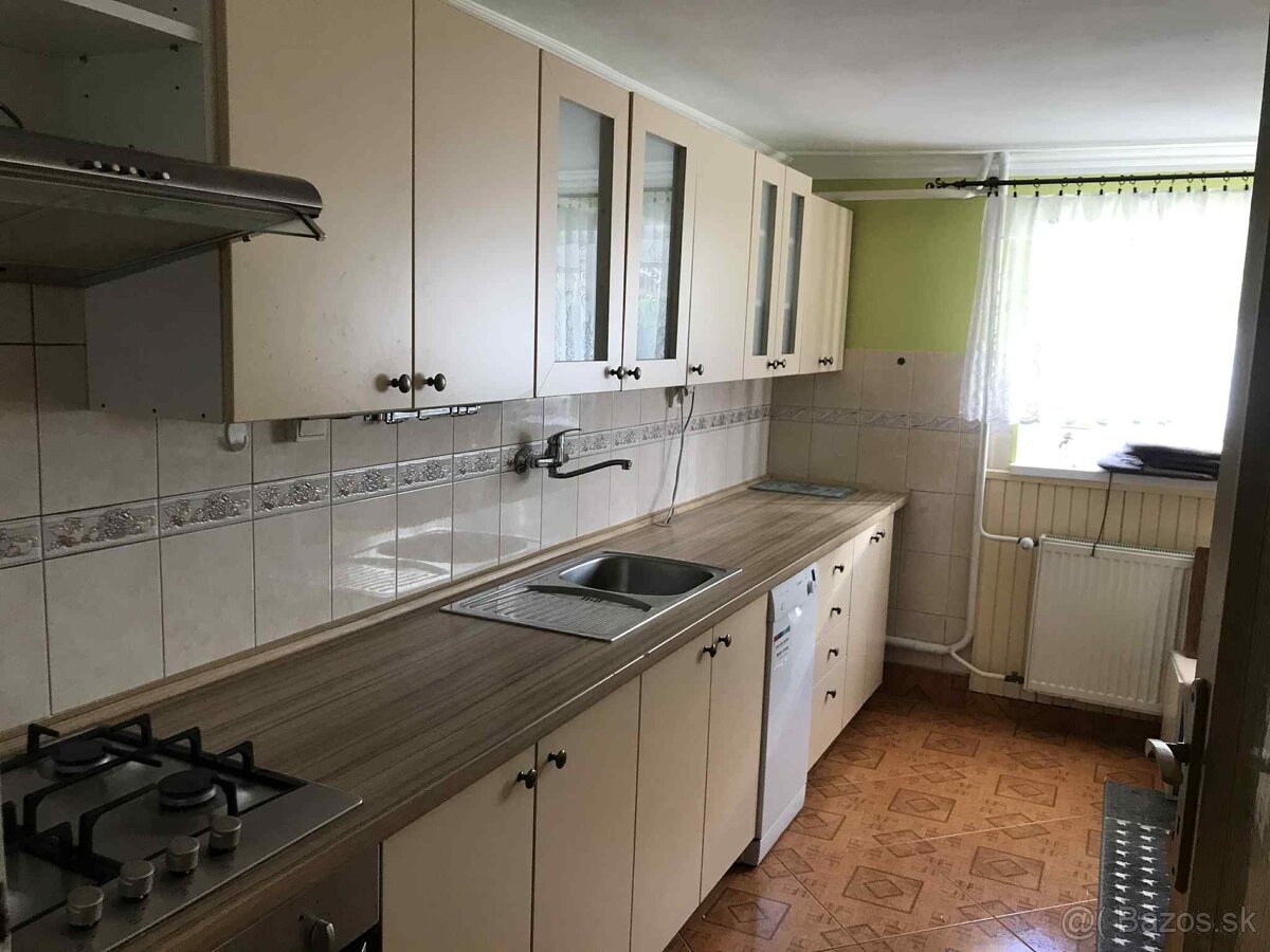 Kuchynská linka - 2