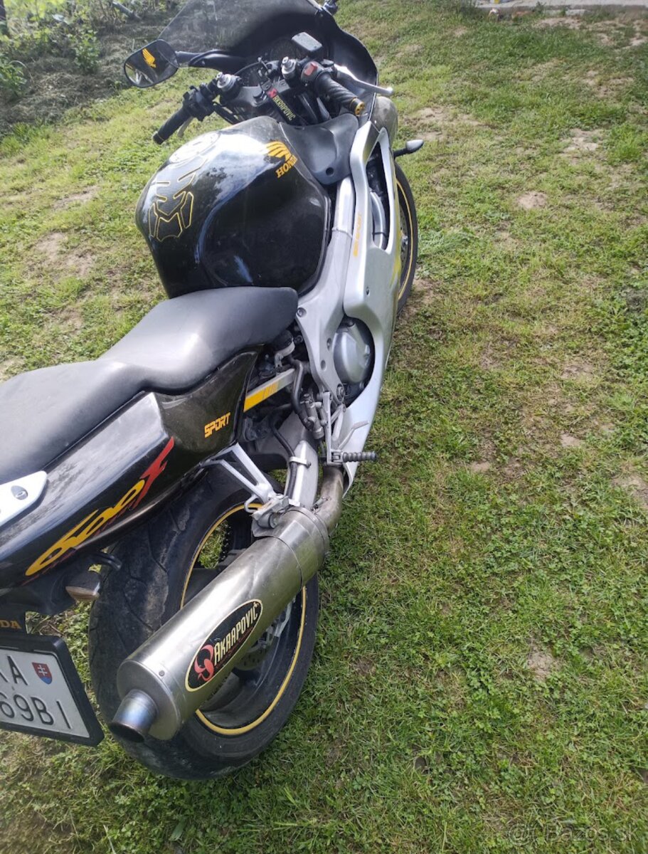 Honda CBR600F - 2