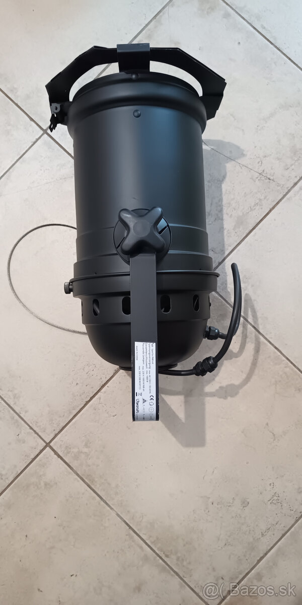 starý reflektor na okrasu - 2