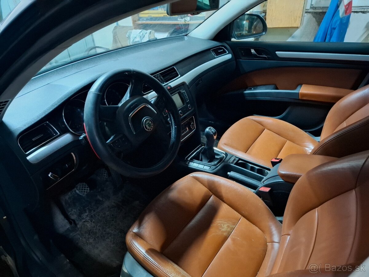 Skoda superb 1.6 tdi 77kw - 2