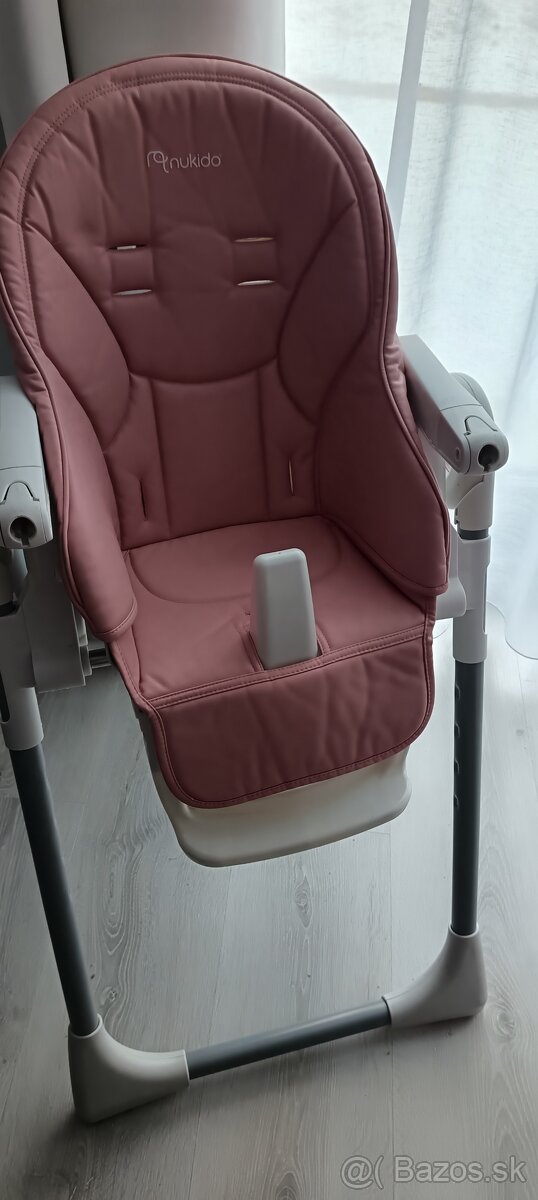 Stolička na krmenie - 2