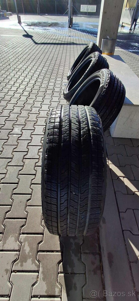 Goodyear 275/45 R21 allseason - 2