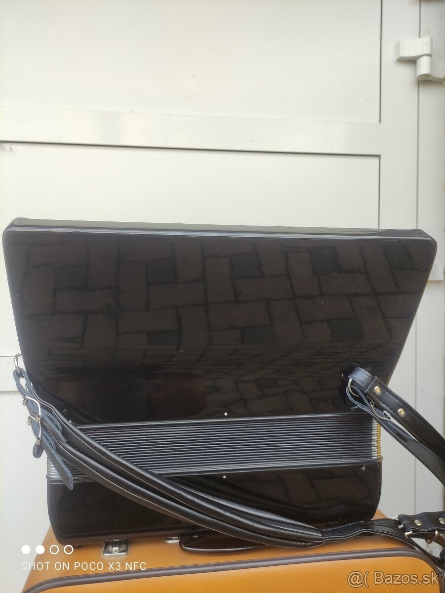 Hohner 96 basový - 2