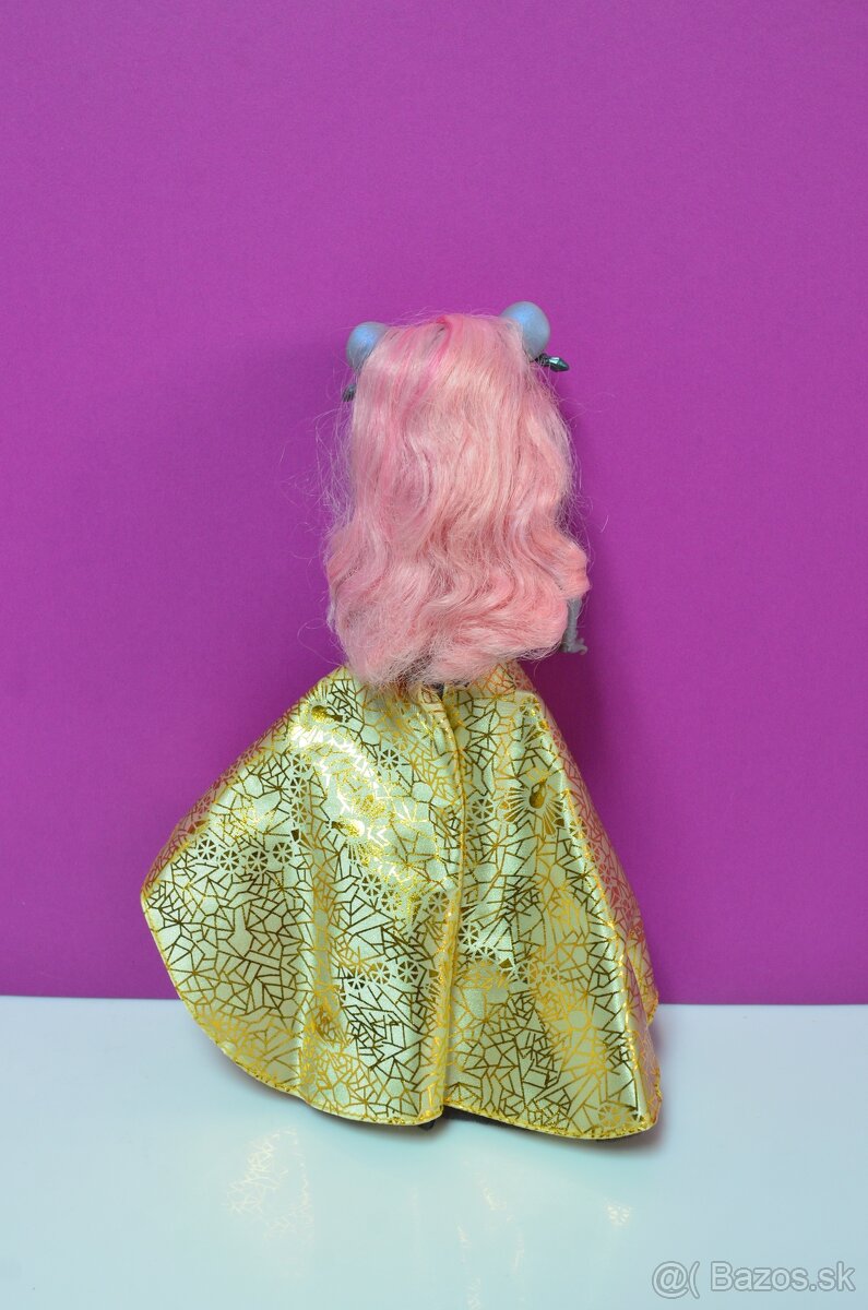 Monster High Mouscedes King, Howleen Wolf - 2