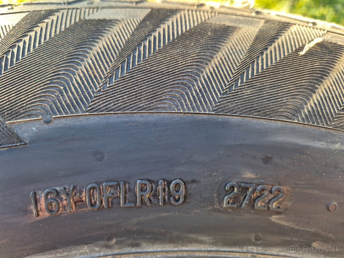 Zimná pneu 215/70 r16 - 2