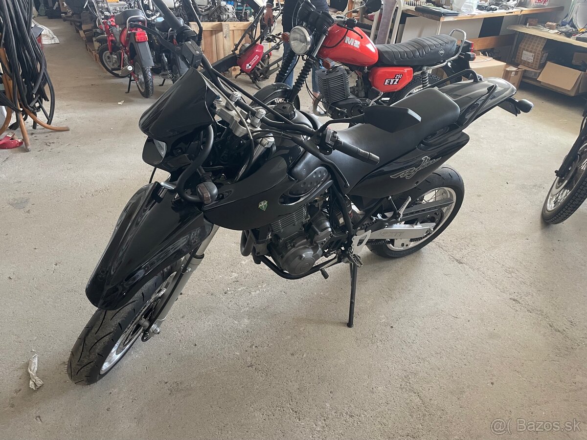 MZ baghira 660 supermoto - 2