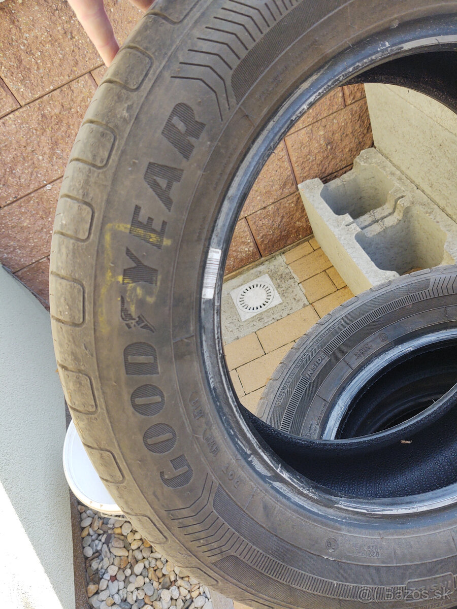 Letné pneumatiky Goodyear 205/60 R16 - 2