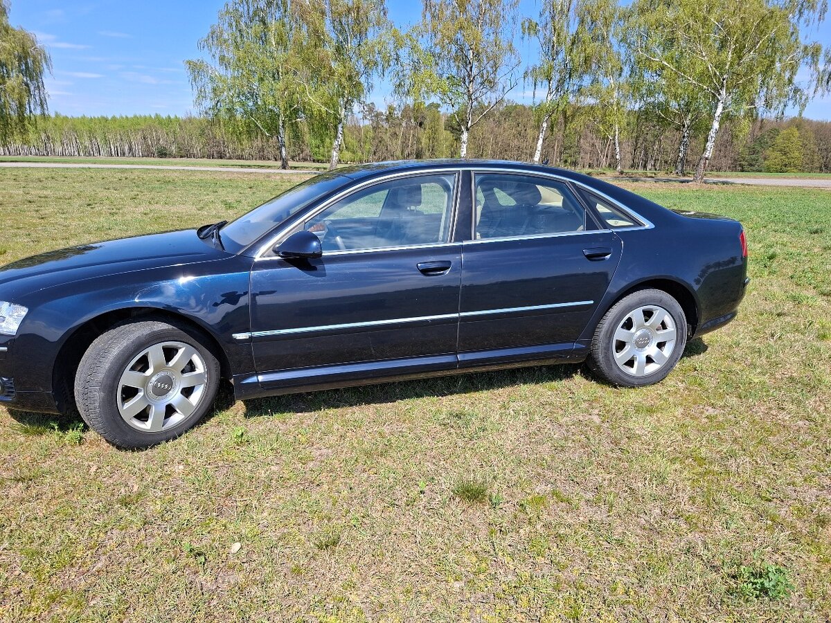 AUDI A8 4.2 TDI 330koní limusine Výmena - 2