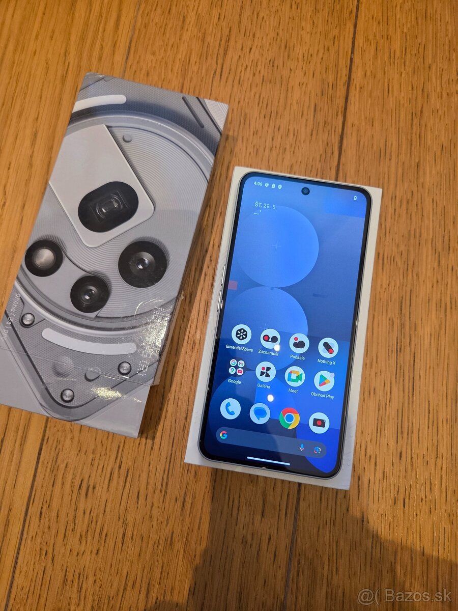 Nothing Phone (3a) Pro - 2
