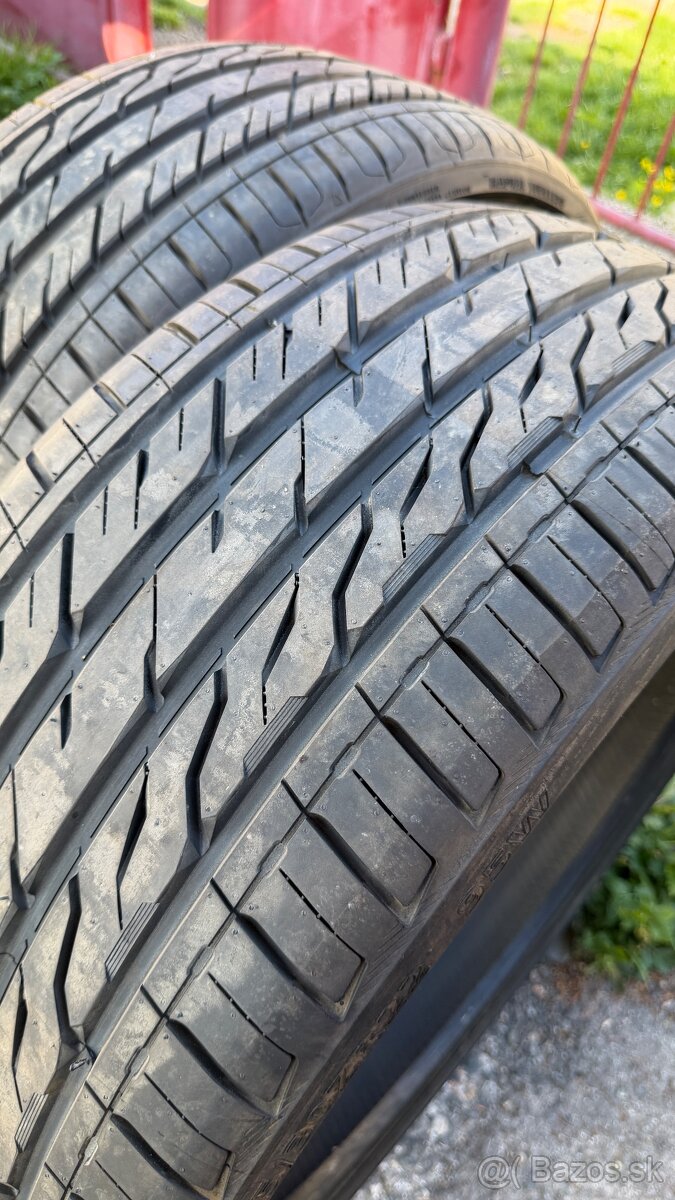 Letné 245/30 r22 2ks - 2