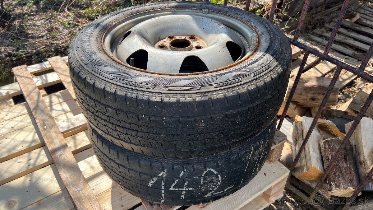 Vw T5,T6 215/60R17C - 2
