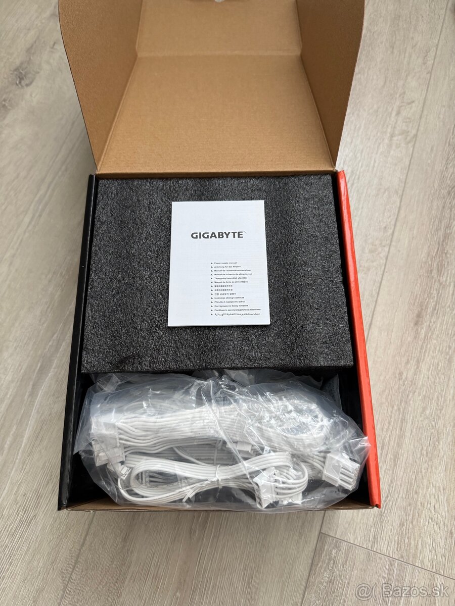 Gigabyte UD850GM 850W 80 PLUS Gold - 2