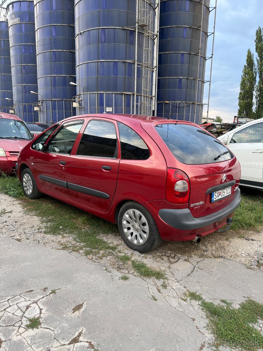 Predám Citroën Xsara Picasso 2.0 HDI - 2