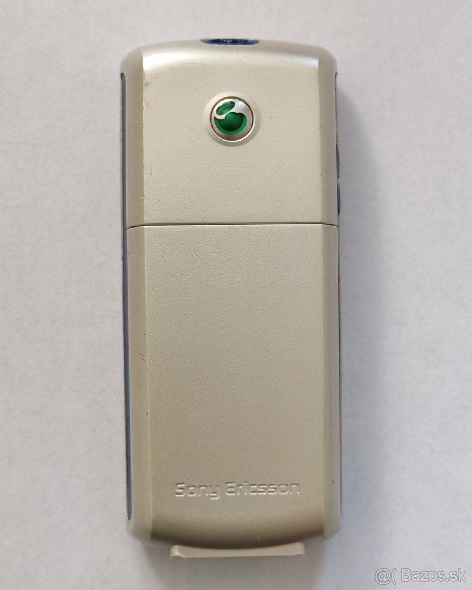 Sony Ericsson T230 (strieborný) - 2