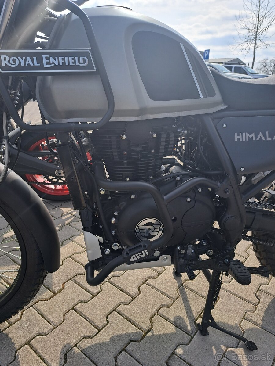 Royal Enfield Himalalyan 400 .0km