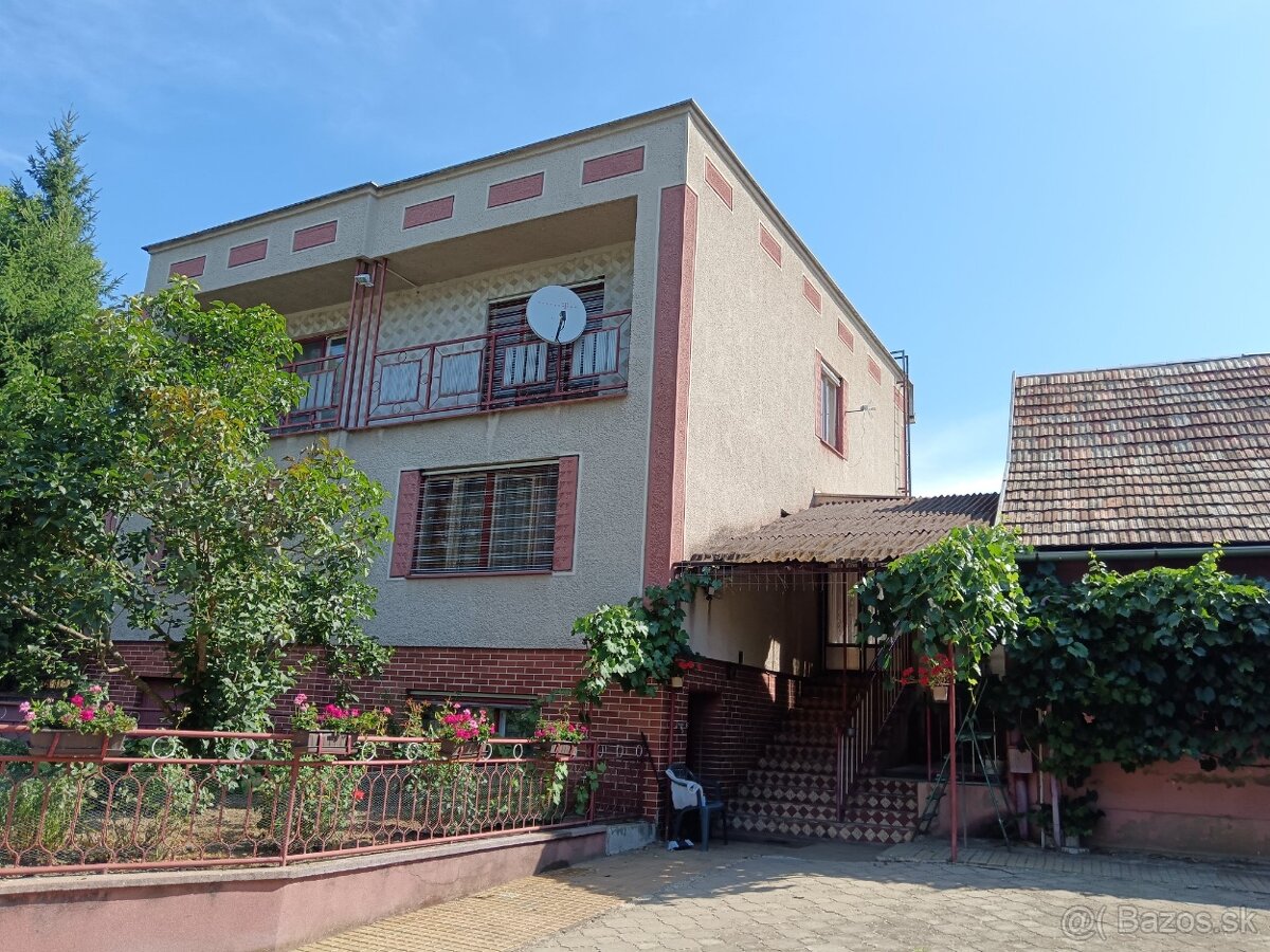 Rodinný dom s velkým pozemkov v blízkosti kupelov Dudince - 2