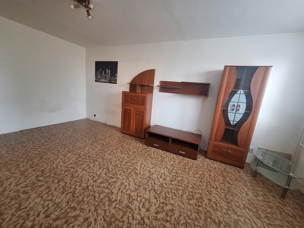 1 izbový byt, Nové Mesto nad Váhom - 2