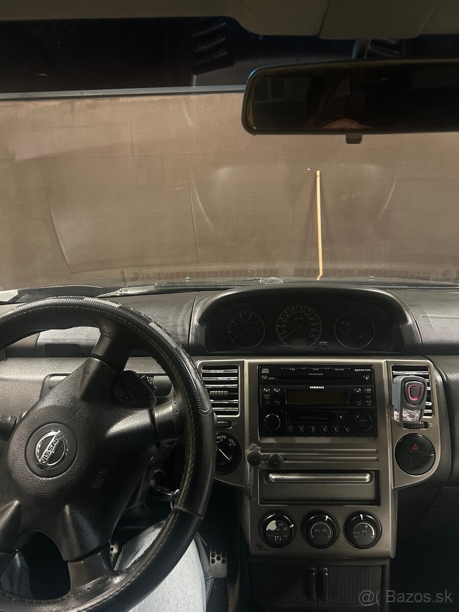 Nissan X-trail T30 - 2