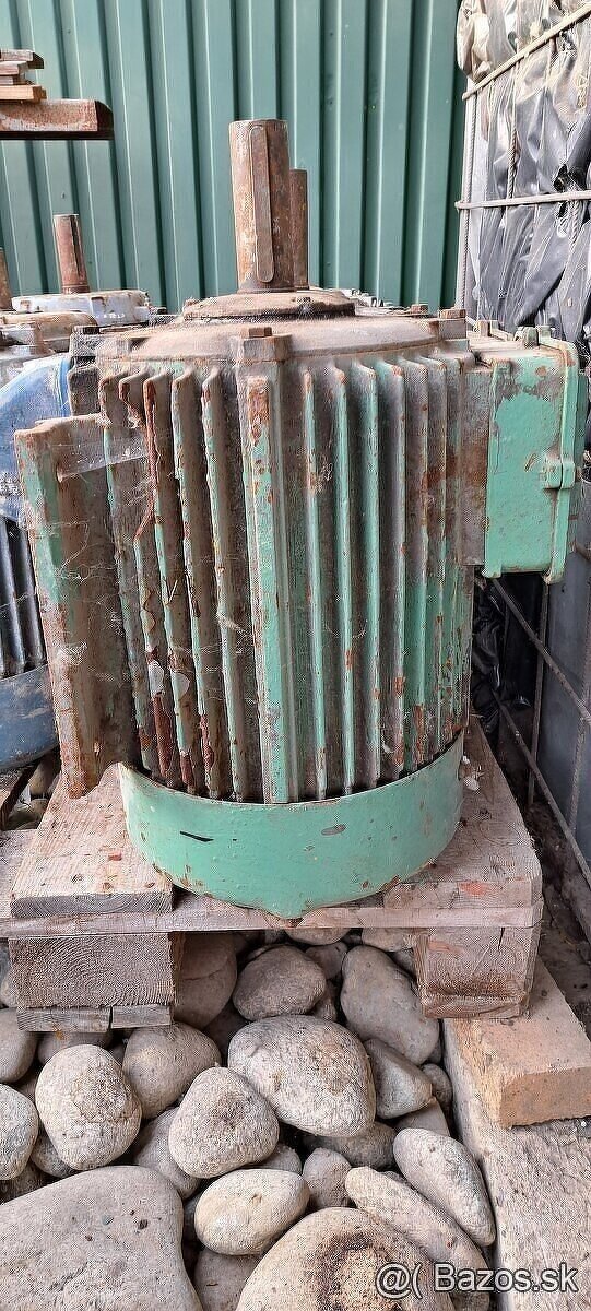 Predam patkove elektromotory 15 kw, 11 kw, 10 kw - 2