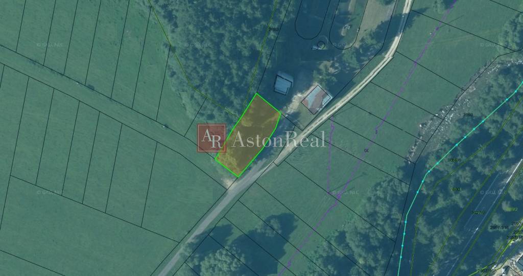 Predaj pozemok 720m2 (41mx17m) Pavčina Lehota-Liptovský Mi - 2