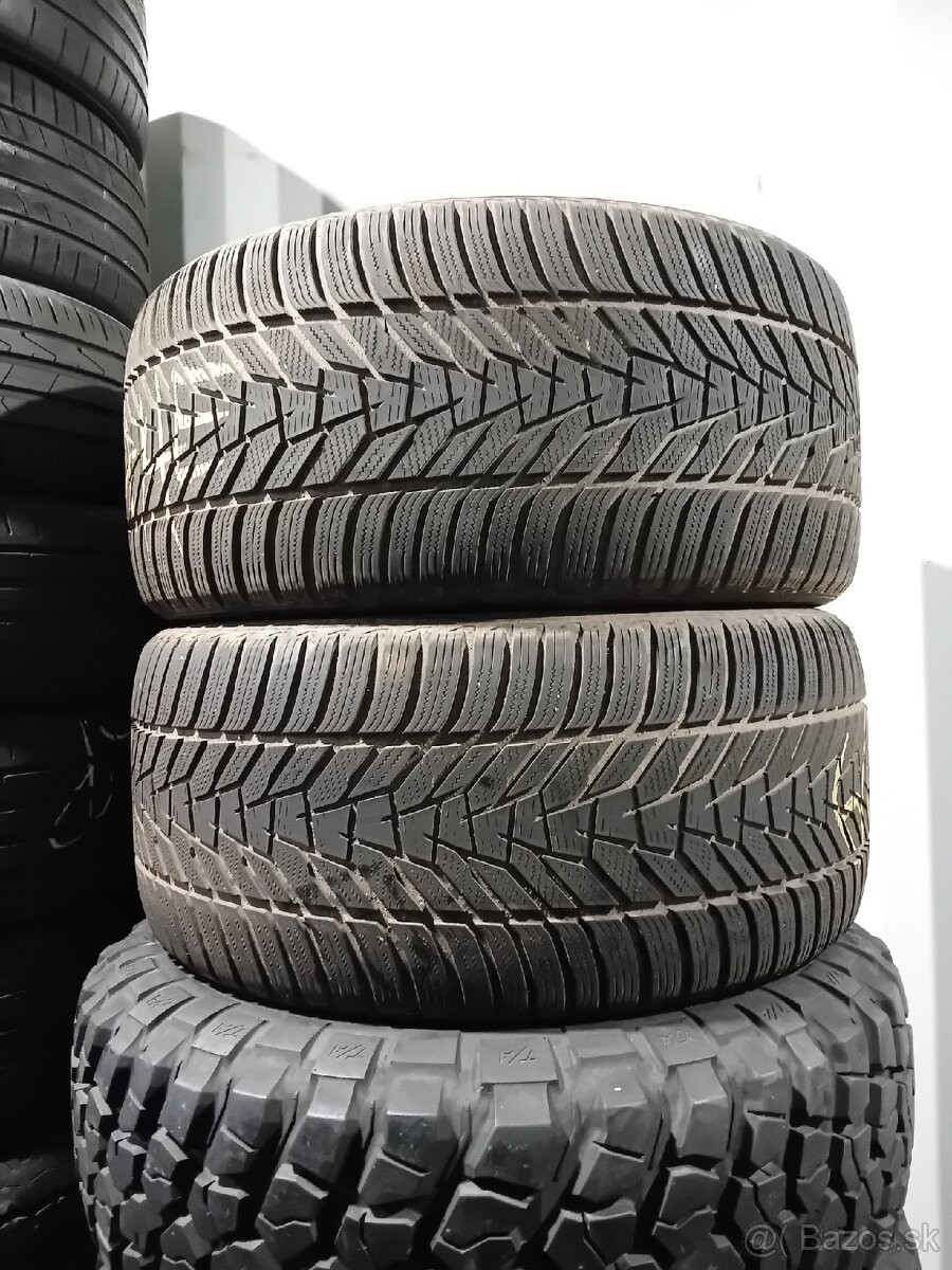 2x zimné pneu Hankook 305/40R20 - 2
