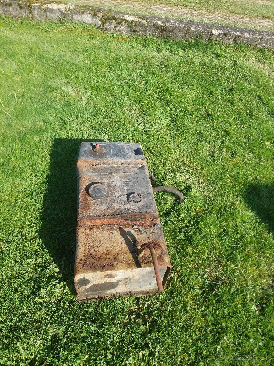 Nádrž multicar - 2