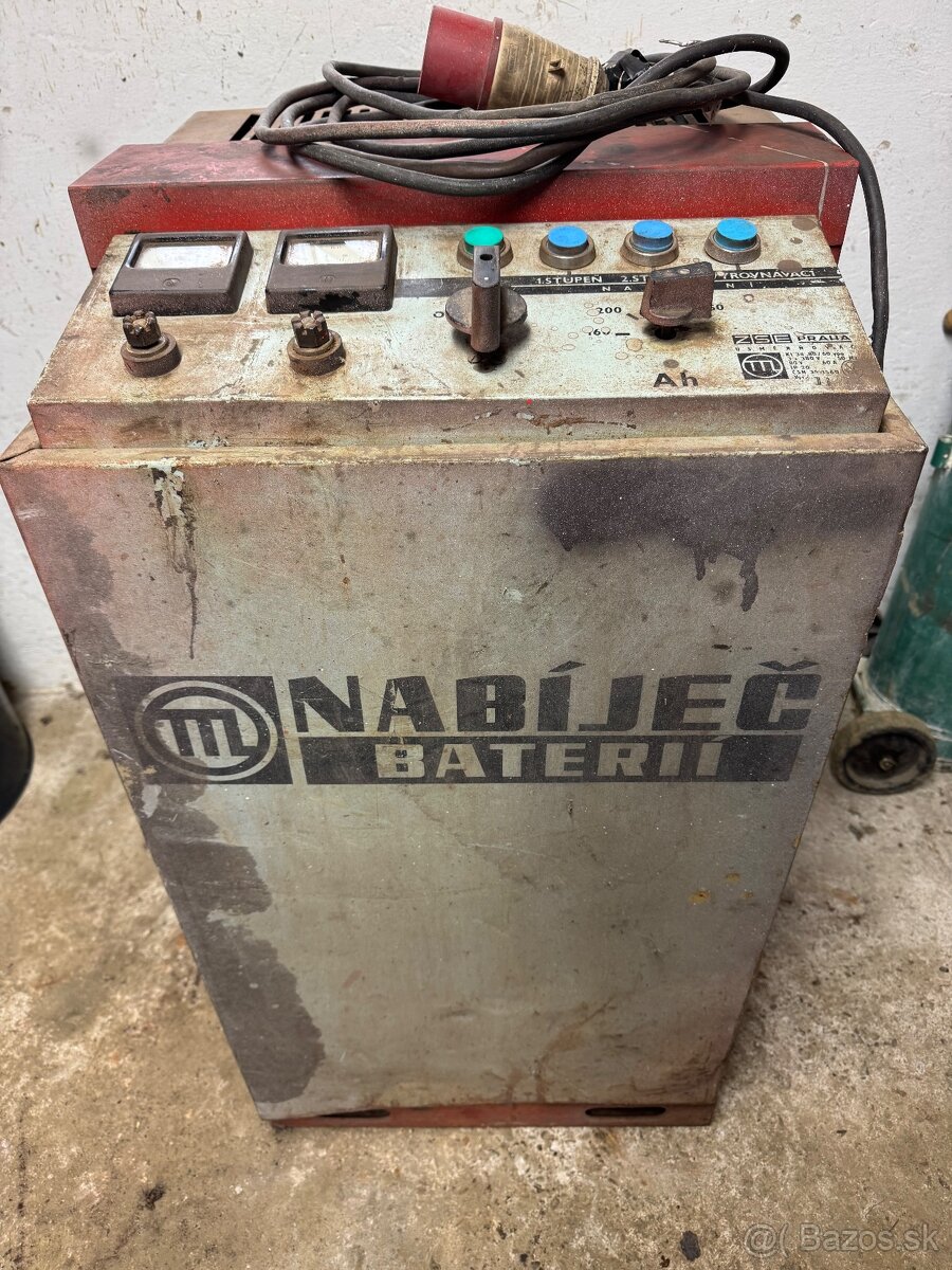 Nabíjačka batérií VZV - 2