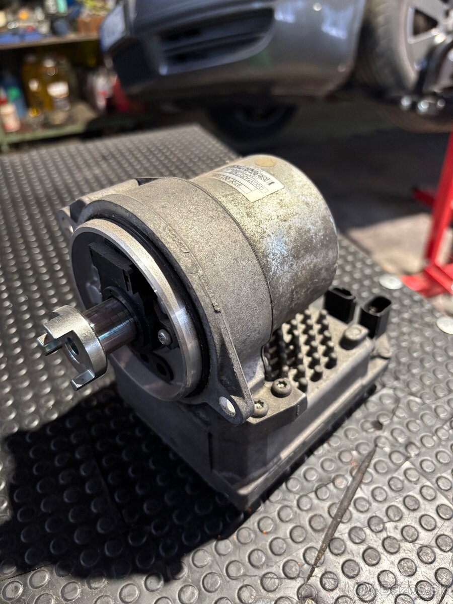 Peugeot 207 Citroen C3 - 2