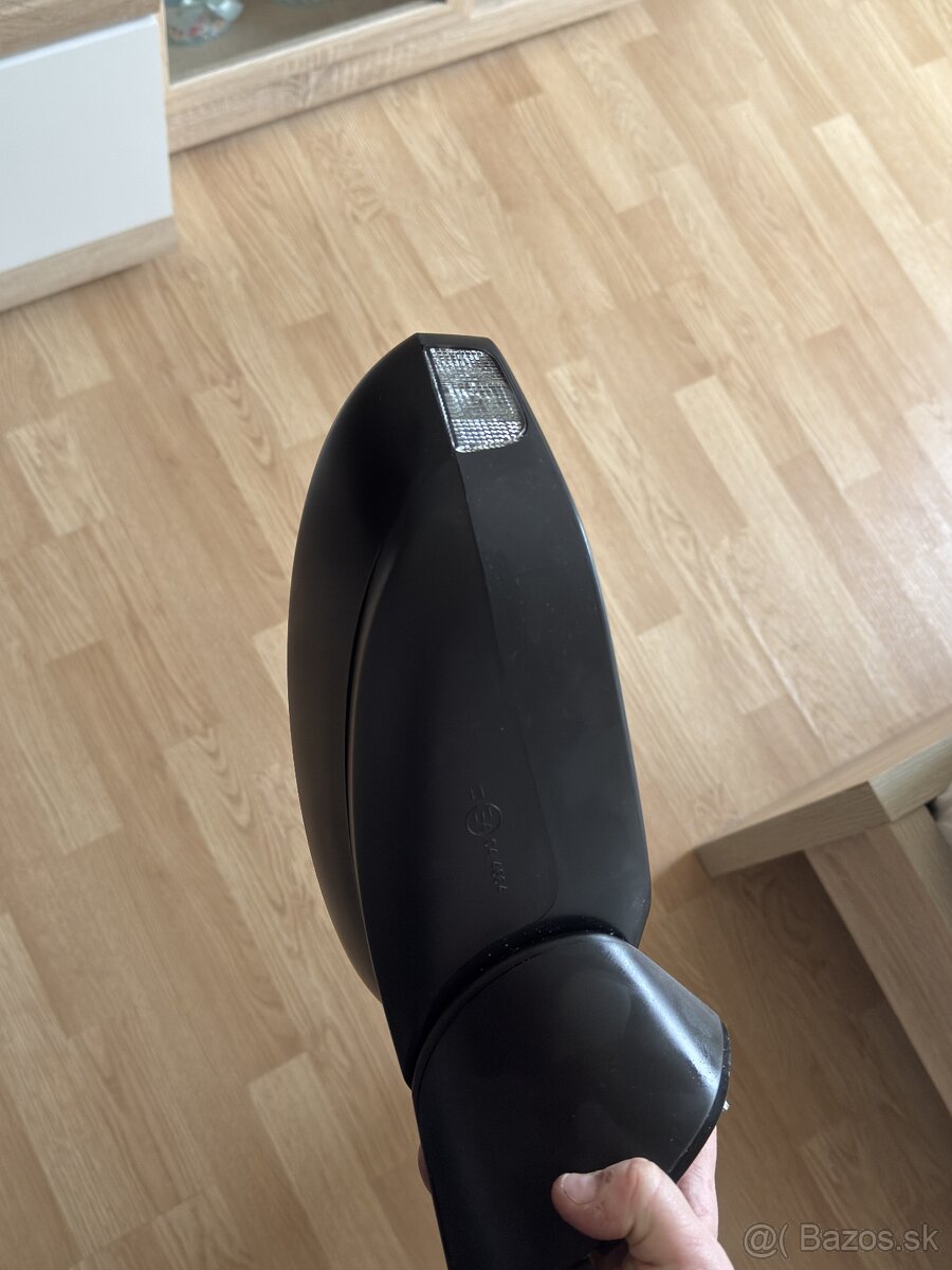 Predám spätné zrkadlo Mazda CX5 - 2