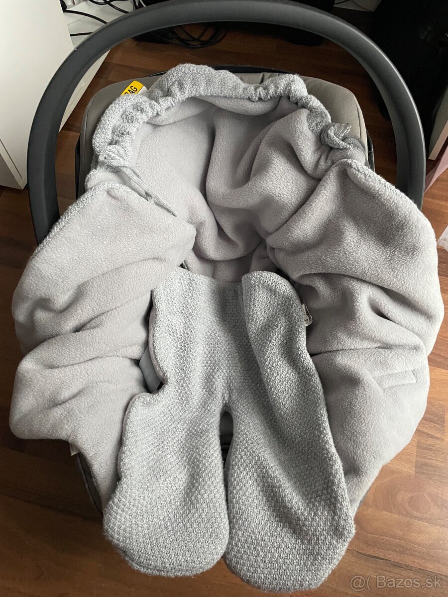 Deka do autosedačky - 2