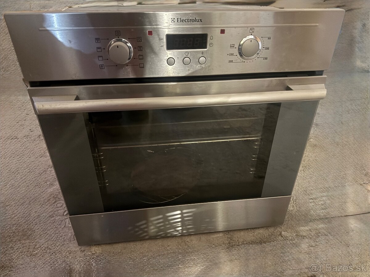 Vstavaná rúra Elektrolux - 2