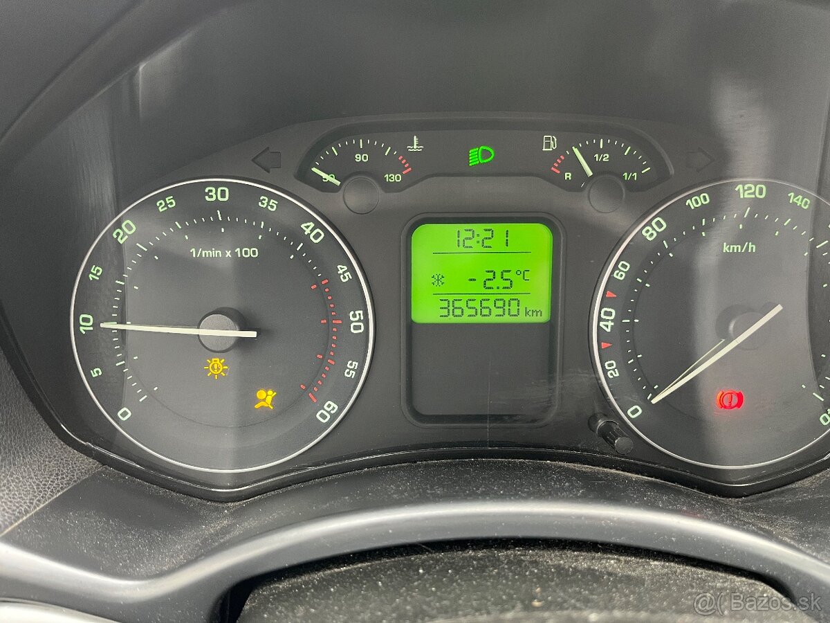 Skoda Octavia 2 facelift combi 4x4 - 2