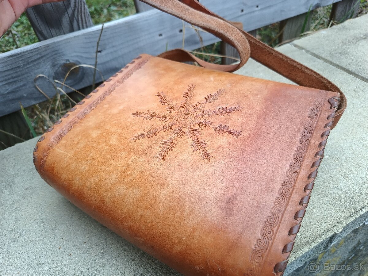 stará ľudová kožená kapsa - 2