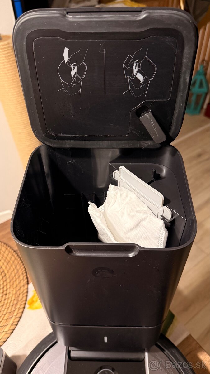 iRobot Roomba i7 - 2