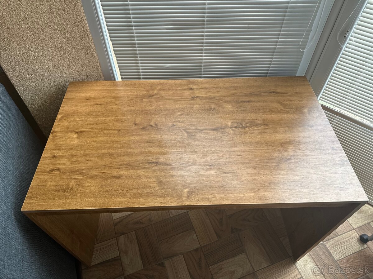 Jednoduchý, pevný písací stôl 120x70 - 2