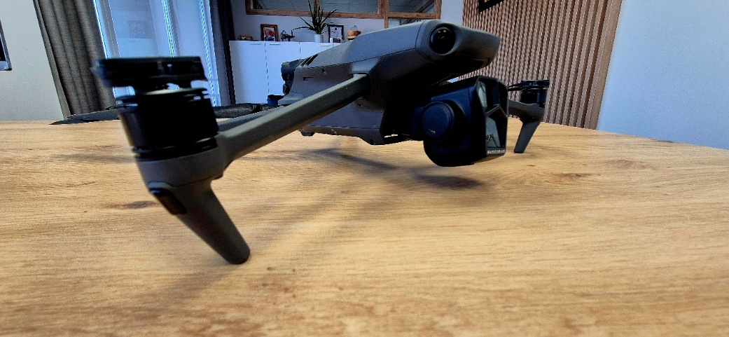 DJI Mavic 3 Pro + DJI RC + PROFI kufor – TOP stav - 2