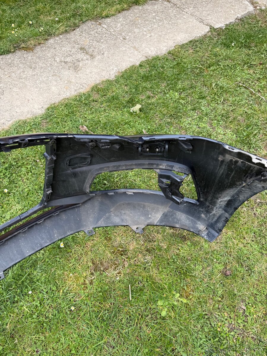 Audi A6 C8 Predný nárazník - 2