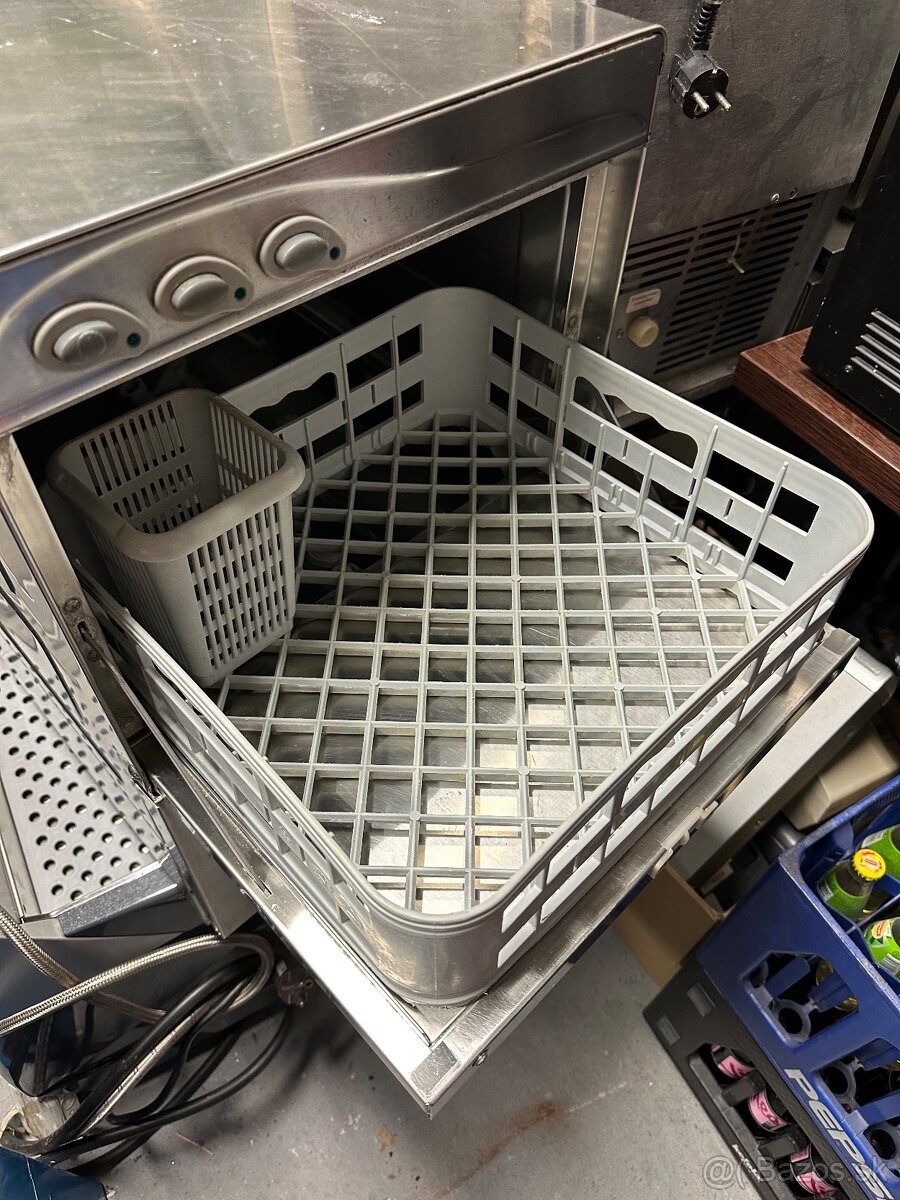 Predám gastro umývačku riadu - 2