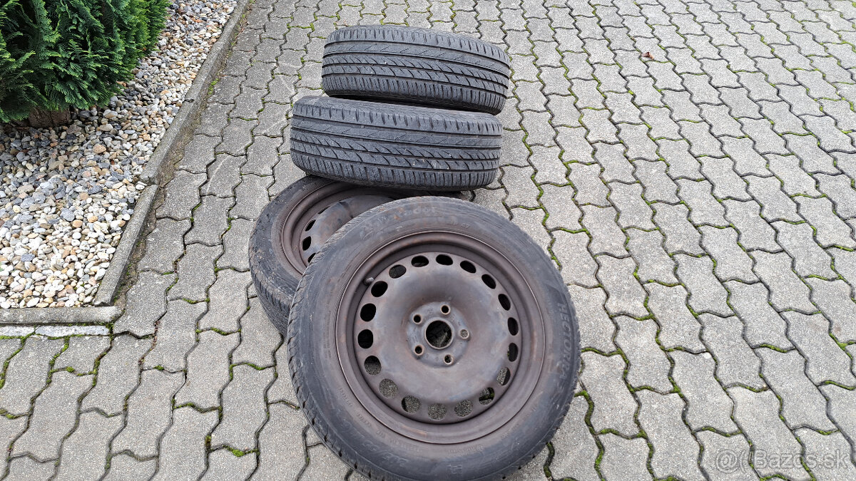 Plechové disky R16 s letnými pneu - 2