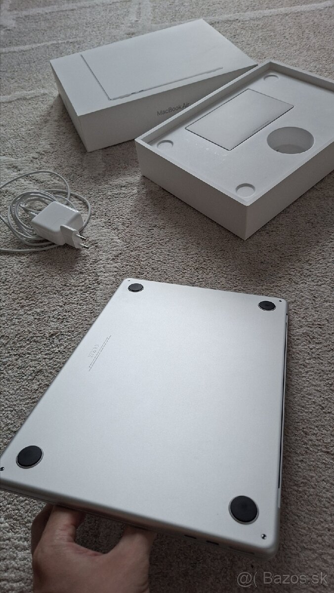 MacBook Air M3 - 2