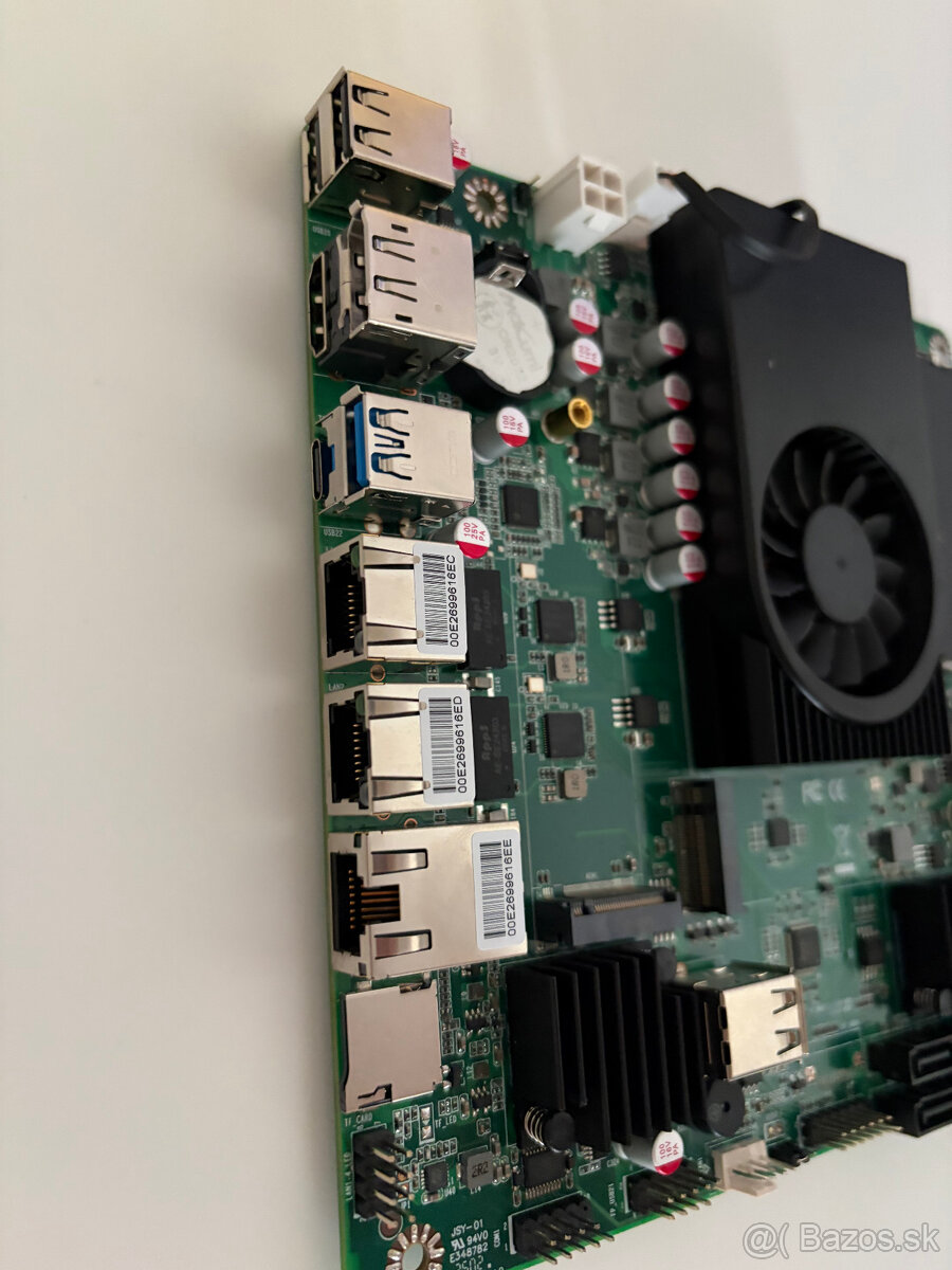 Intel N150 mini ITX system - 2
