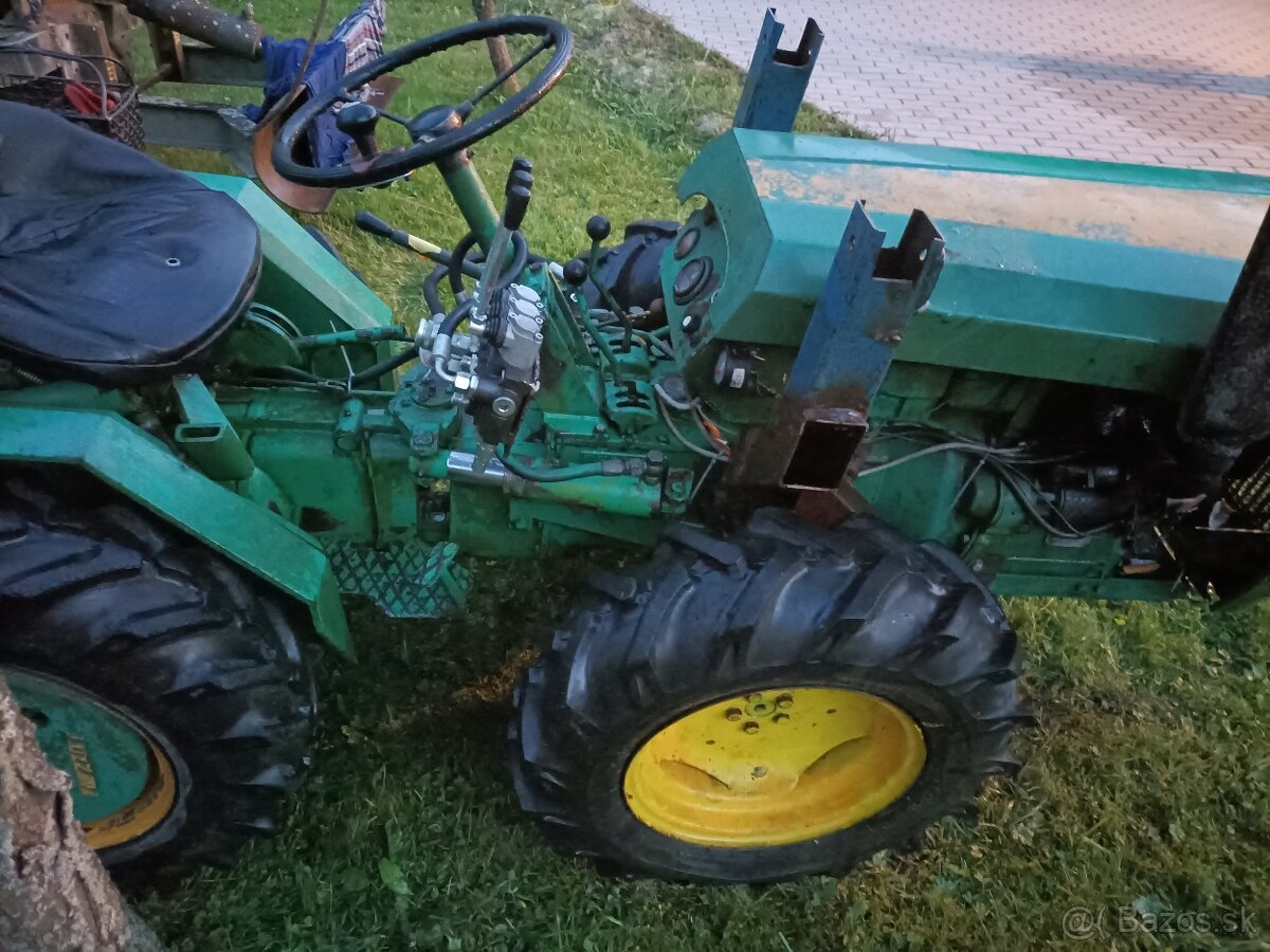 Traktor,malotraktor ferrari - 2