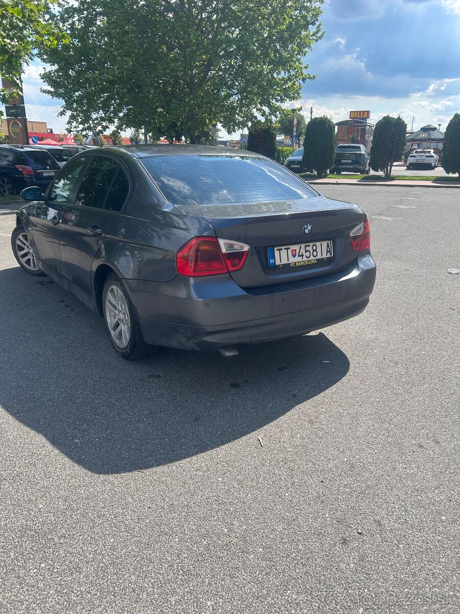 BMW e90 318D, r. 2007 - 2